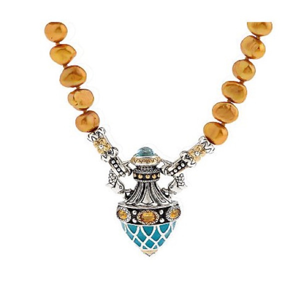 Barbara Bixby pearl necklace